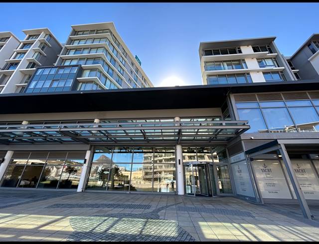 114M² BUILDING TO LET IN FORESHORE